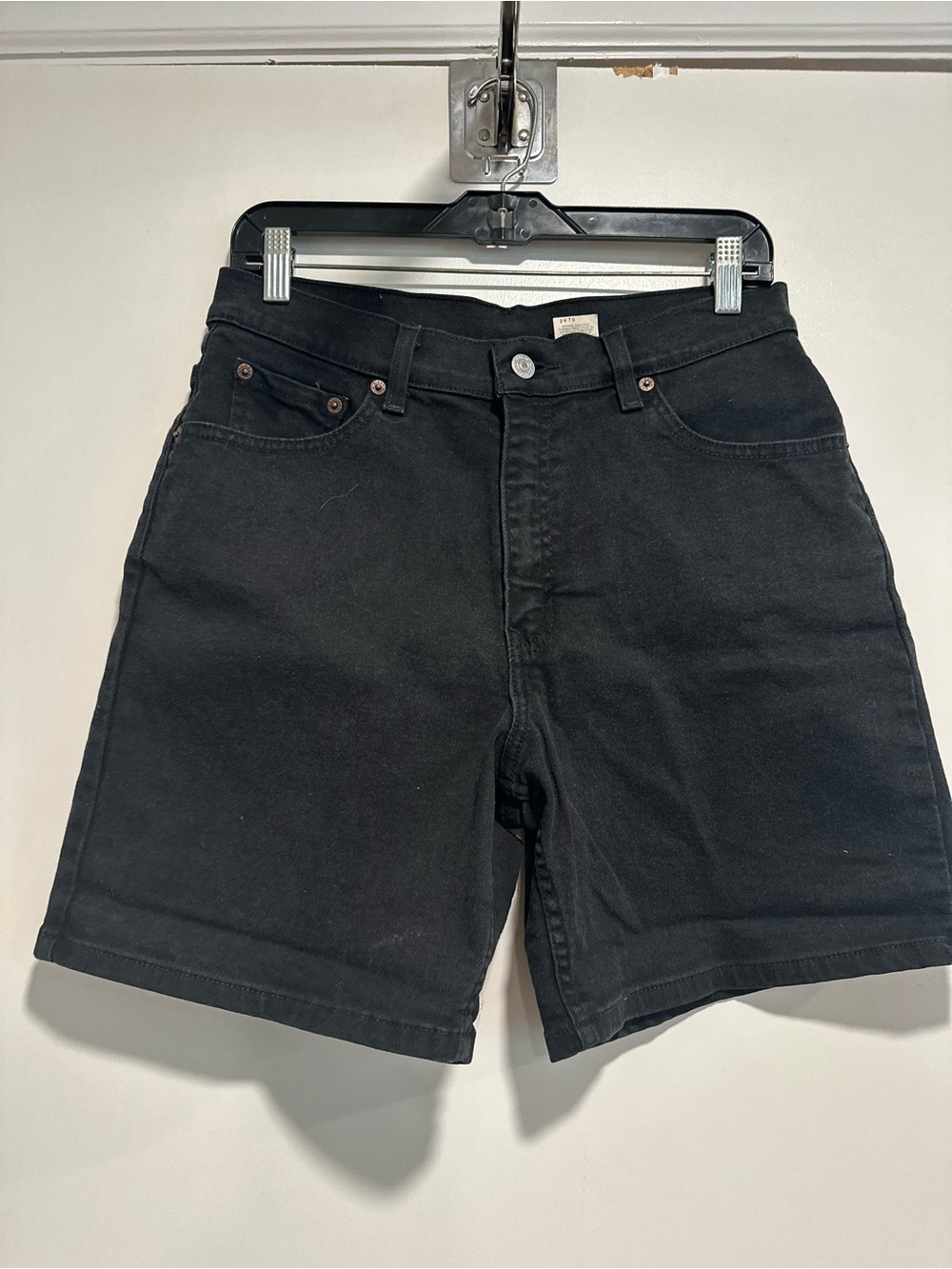 Vintage Y2k Levi’s 550 Black Stretch Shorts Sz:8 (Miss) Relaxed Fit. 5 Pocket.